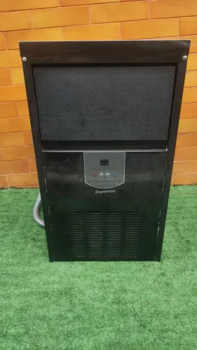 Maquina de Gelo ipomcmaq