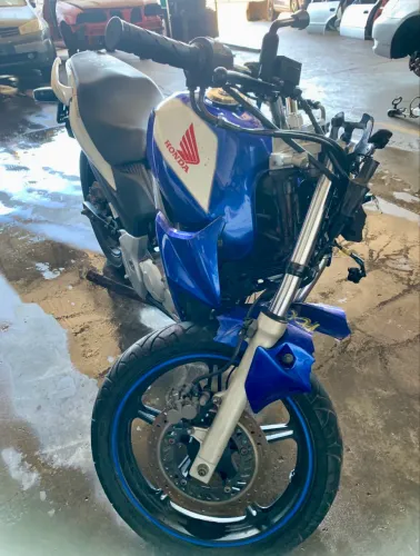 Sucata Honda CB 300R 2014 (em peças)