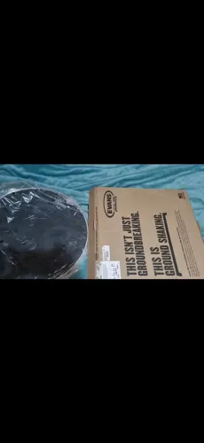 Pele Muda de Bumbo Evans Sound off 22"