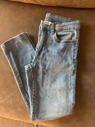 Roupas e calçados lindos para menino de 7 a 10 anos