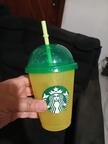 Copo Starbucks (Valor Negociável)