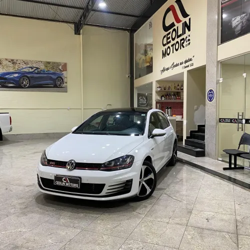 Volkswagen Golf GTI 2.0 TSI 220cv Aut. 2014