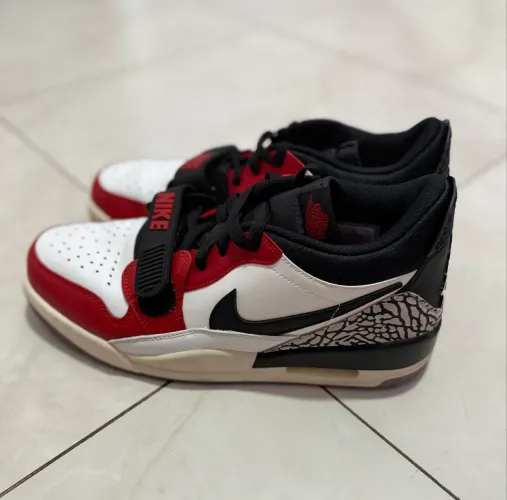 Tênis Nike Jordan Legacy 312 - Tamanho 41
