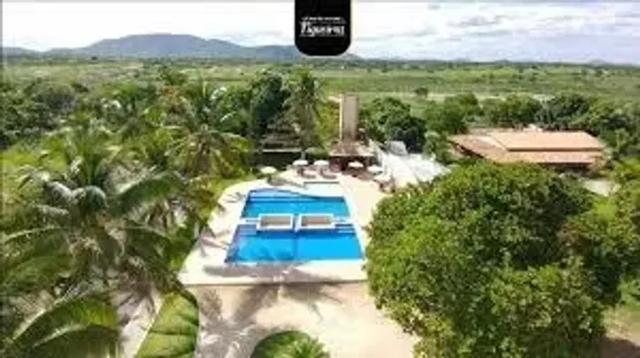Vende-se espaço em Condomínio