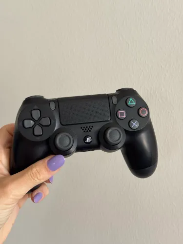 Controle PlayStation 4 Original em estado de novo