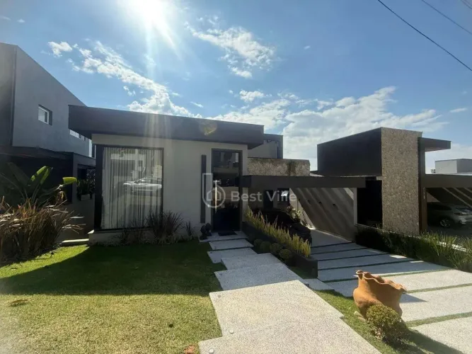 Casa à venda com 4 Dormitórios sendo 3 suítes, m² - Alphasítio - Alphaville - Santana de P