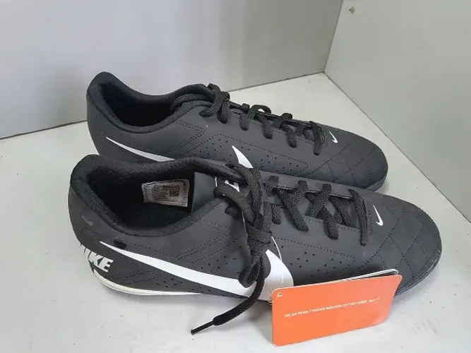 Chuteira Nike Beco 2 Preto Branco T 41