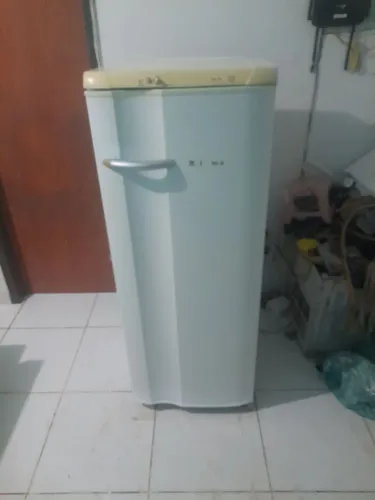Vende-se geladeira Electrolux 