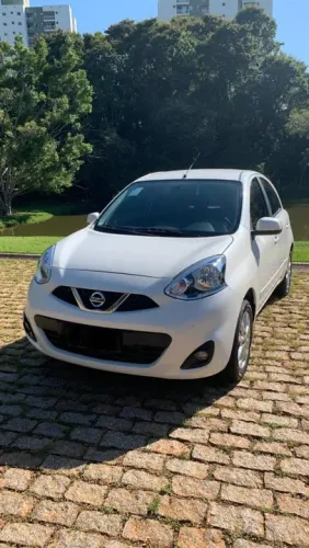 Nissan March 1.6 SV 2018  Flex , doc 2025 ok Estudo troca menor Valor  leia descrição