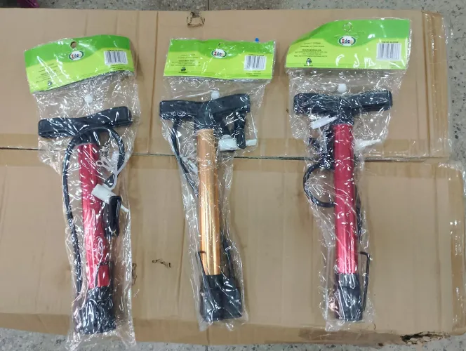 Bomba de encher peneu 15,00 reais