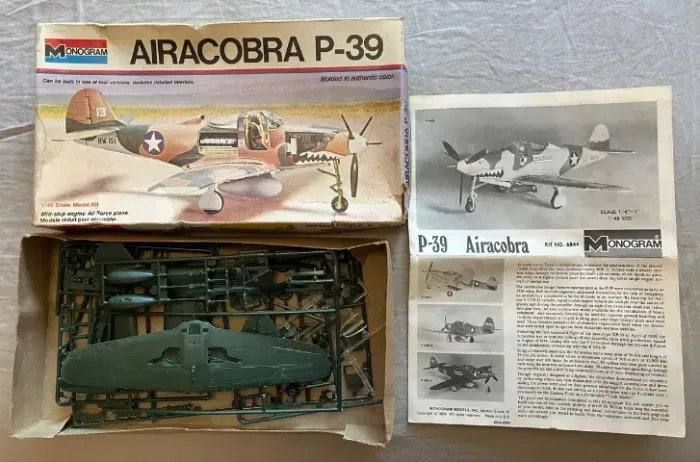 Antigo Kit Do P-39 Airacobra Da Monogram Na Escala 1/48 #