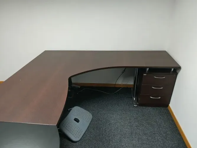 Mesa de Escritório em L