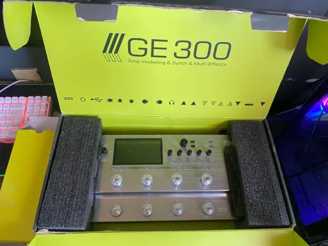 Pedaleira mooer GE 300