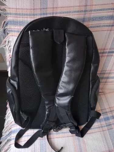Mochila couro sintético 