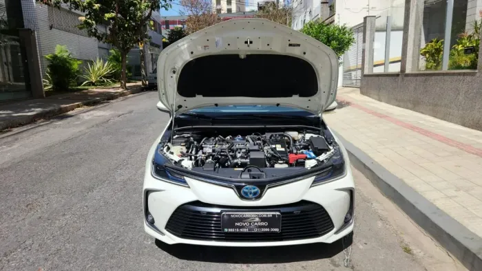 Toyota Corolla Altis Prem. Hybrid 1.8 Flex AUT 2020