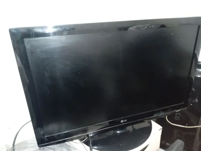 TV LG 42 pol . FULL HD , 42LG50D