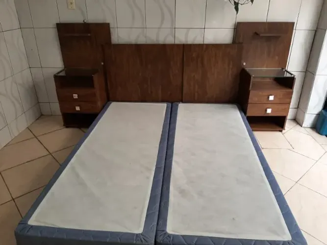 Cama casal semi nova