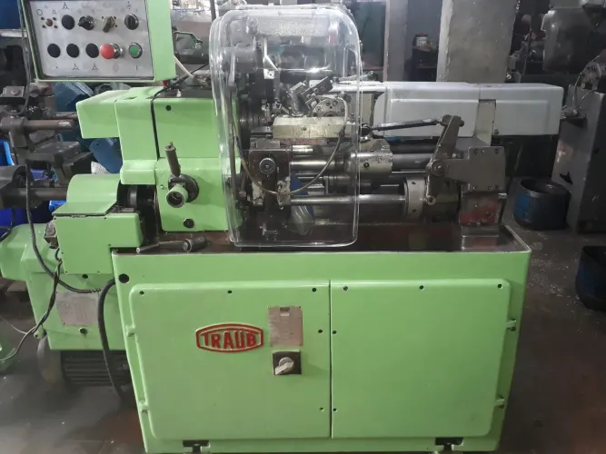 Torno Automático Traub tb 60 com caixa zf