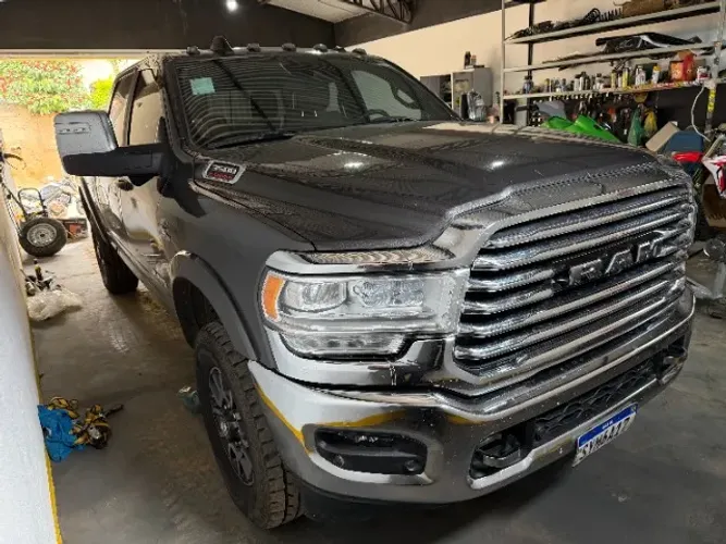Ram 3500 Limited Longhorn 6.7 TB CD Diesel 2024