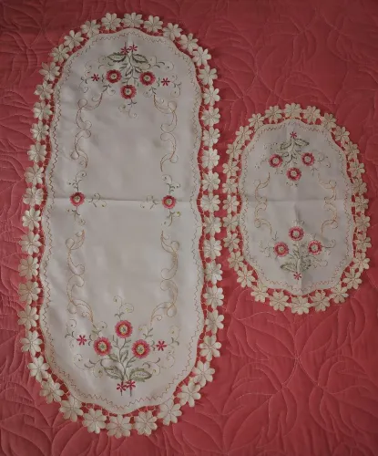 Kit 2 caminhos/trilho de mesa oval bordado