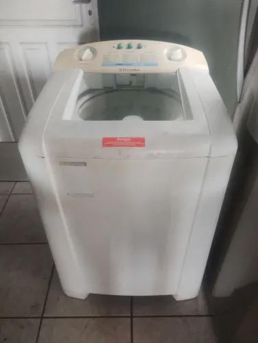 Máquina de lavar roupa Eletrolux