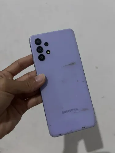 Celular A32 para retirada de peças