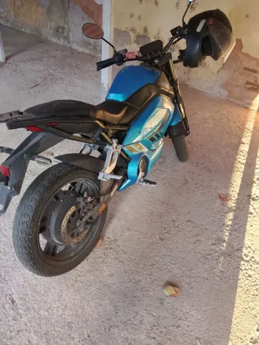Moto elétrica 50km de autônomia