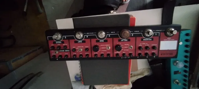 pedaleira Red truck Mooer