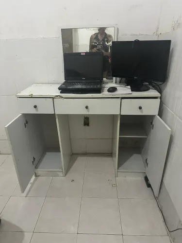 Escrivaninha penteadeira