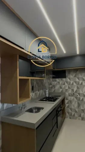 ALUGA_SE UM APARTAMENTO  DE 1 QUARTO COM PLANEJADOS NA SALA,COZINHA E NO BANHEIRO. 