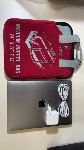 MacBook Air M1 Space Gray - 8GB RAM / 256GB SSD - Impecável!