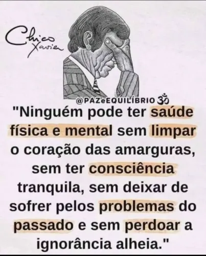Cabide em madeira
