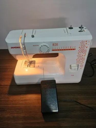 Máquina de costura janome 1006