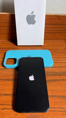 iPhone 12 - Aparelho muito novo 