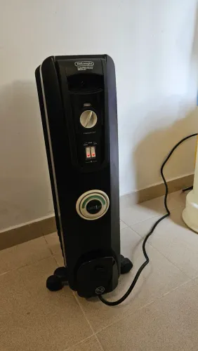 Aquecedor elétrico a óleo