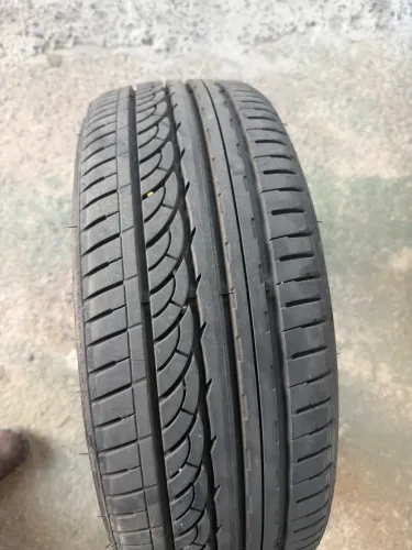 4 PNEU 165/35/R18