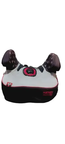 Cadeirinha de carro (booster) do Mickey Mouse
