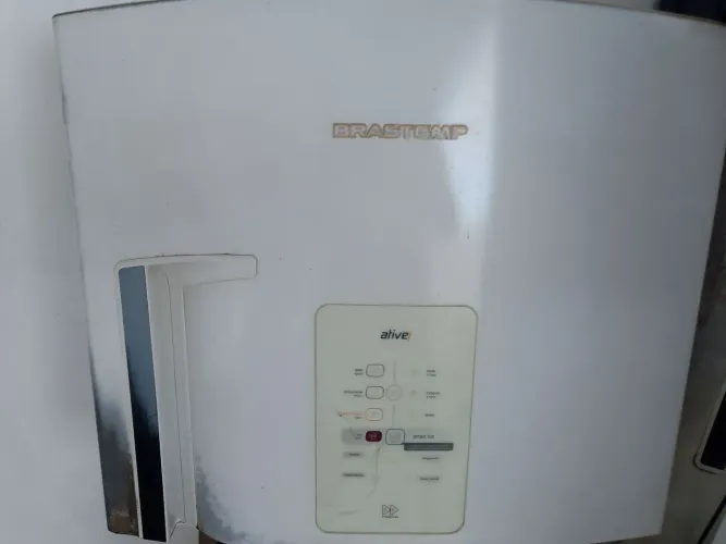 Geladeira,Forninho elétrico e microondas  
