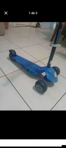 Patinete marca boa bem resistente paguei caro nela faço preço bom p levar desapegando