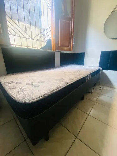 Vendo duas camas de solteiro , 220 cada, caso for comprar as duas, fica 440,00