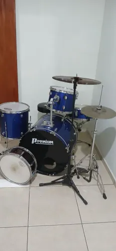 Bateria Acústica Seminova - Pronta para Tocar