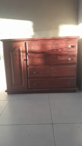 Cômoda de roupa