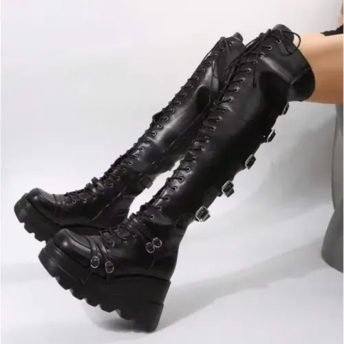 Bota gótica plataforma