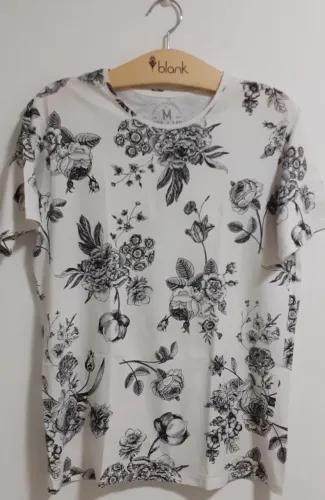 Camiseta Masc OFF WHITE Tam M