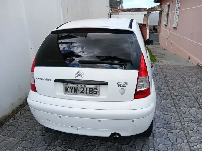 Citroen C3 GLX 1.4/ GLX Sonora 1.4 Flex 8V 5P 2011