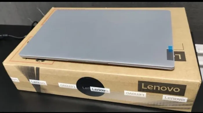 Vendo notebook da marca LENOVO lacrado nunca usado zerado