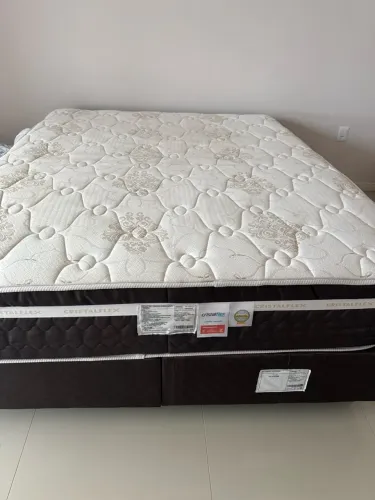 Vendo cama queen urgente