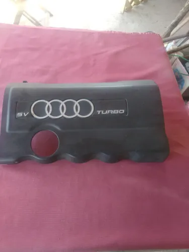 Tampa capa motor Audi a4 1.8 turbo