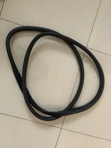 Borracha da porta dianteira lado direito do sandero 2015.