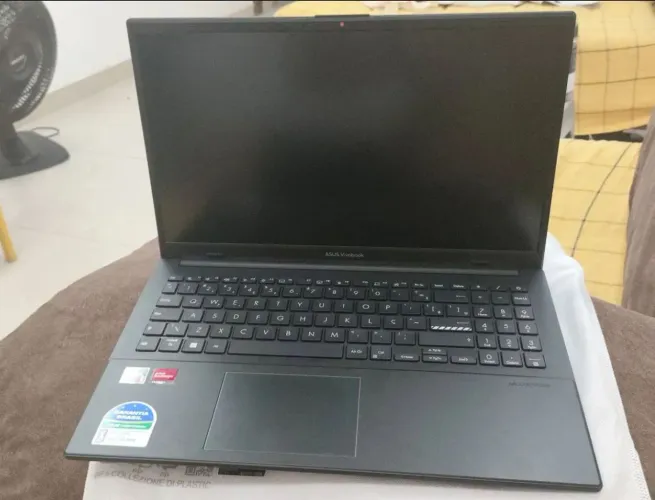 Notebook ASUS VivoBook Go 15 Ryzen 5 7520U | 8GB RAM | SSD 512GB | Tela Full HD